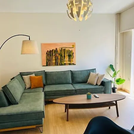 Apartment Comfortable And Bright 2bdr Flat Athens