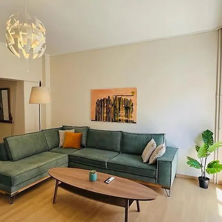Apartment Comfortable And Bright 2bdr Flat *