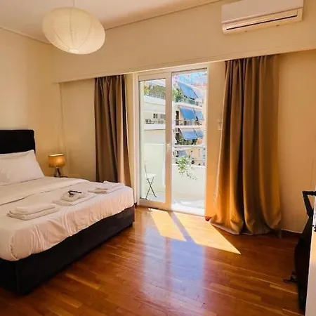 Apartment Comfortable And Bright 2bdr Flat *